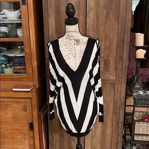INC International Concepts Black & White V-Neck Striped Sweater